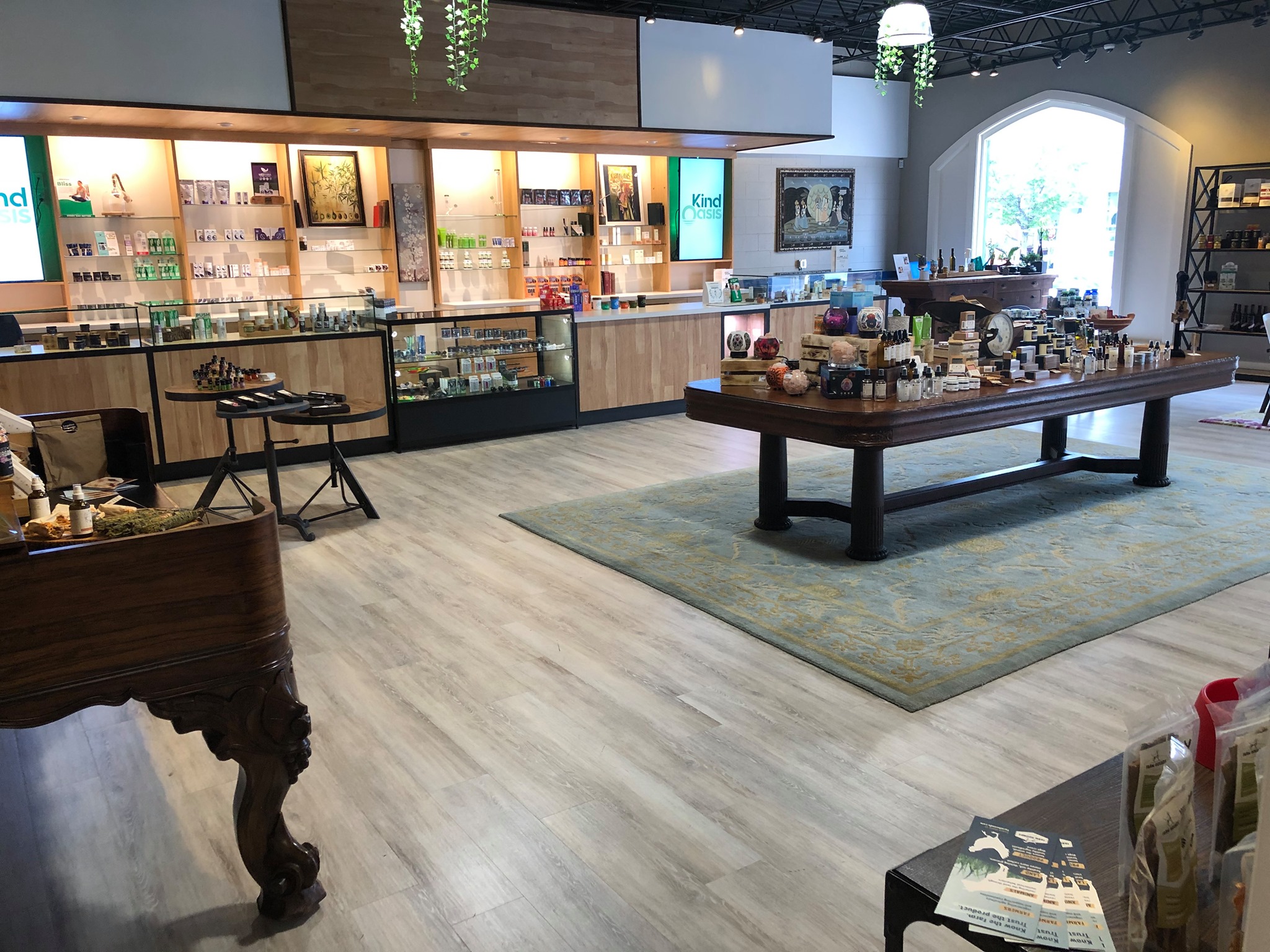 Now Open: Kind Oasis Modernizes Milwaukee’s CBD Shopping Experience with Premium yet Affordable Products